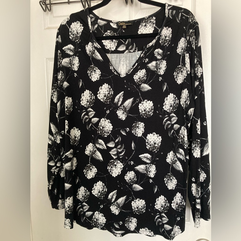 Long sleeve floral shirt